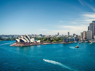 Australia to reopen to vaccinated travellers from 21 February