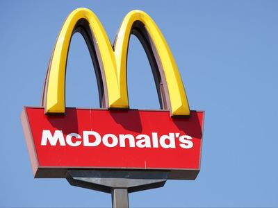 Woman admits to luring man to McDonald’s for ‘last meal’ before executing him