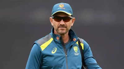 'Absolute disgrace': Shane Warne slams Cricket Australia after Justin Langer's exit