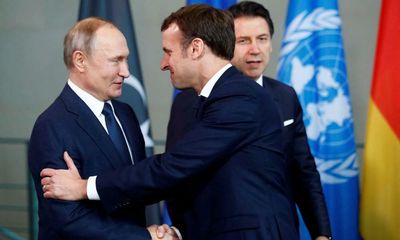 First Thing: France hopes for ‘historic solution’ to Ukraine crisis