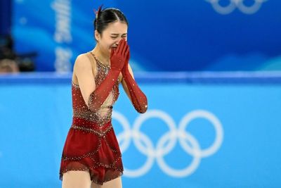 US-born Chinese figure skater in tears after another Olympic flop