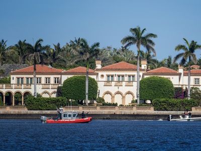 Trump White House documents including Kim Jong-un ‘love letters’ had to be retrieved from Mar-a-Lago
