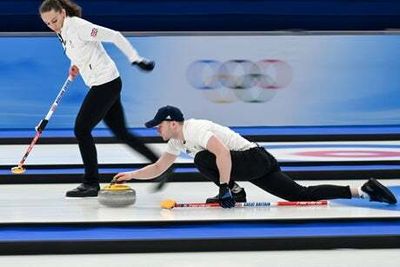 Winter Olympics: Jen Dodds and Bruce Mouat miss out on gold-medal shot after semi-final defeat to Norway