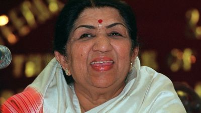 India mourns death of 'Melody Queen' Lata Mangeshkar