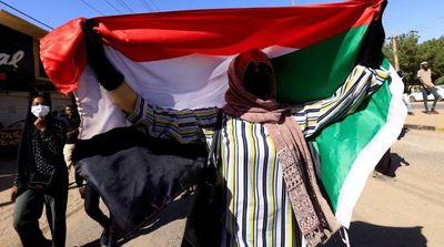 Sudanese March against Military Rule, Fear Return of Bashir-Era Officials