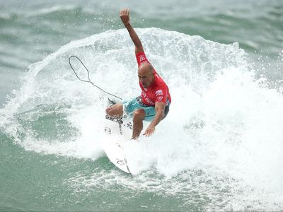 Fans applaud surfer Kelly Slater after he wins tournament days before 50th birthday: ‘GOAT of all sports legends’