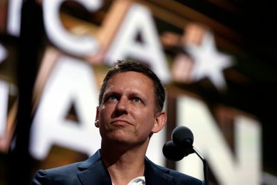 Conservative billionaire Peter Thiel to resign from Facebook’s board ‘to support pro-Trump candidates’