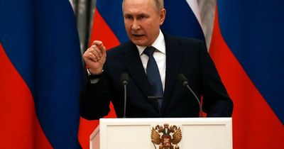 Boris Johnson sends out a warning to Russia