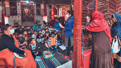 Kolkata: Classes break barriers, Muslim kids go to school in temple of learning