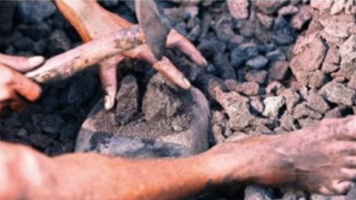 Union govt out to privatise Singareni Collieries, says KT Rama Rao