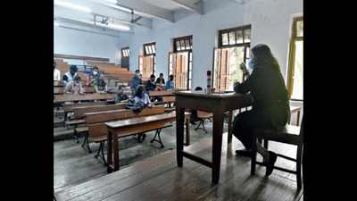Kolkata: More colleges reopen with Covid-safety norms