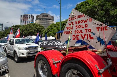 New Zealand convoy protesters clog streets near Parliament