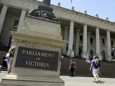 Vic urged to lead way on adoption redress