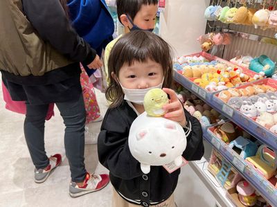 Japan's 11-member Nambu family shows allure of frugality, limits of stimulus