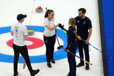 Winter Olympics 2022: British curlers Jen Dodds and Bruce Mouat miss out on bronze medal to Sweden