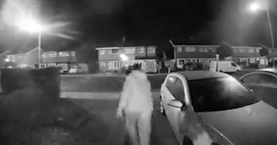 Dad worried after Ring doorbell catches stranger's bizarre behaviour on his driveway