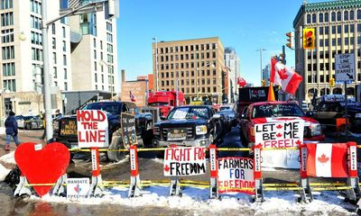 5G and QAnon: how conspiracy theorists steered Canada’s anti-vaccine trucker protest