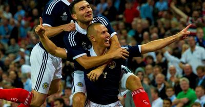 Robert Snodgrass and the Aberdeen vs Hibs transfer temptation that 'elite' Scott Brown can swing