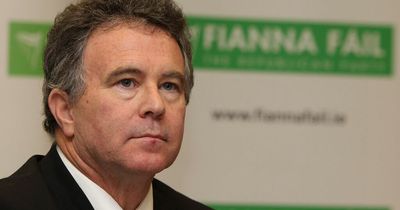 Sean Fleming apologises for telling people to 'shop around' instead of 'complaining' about cost of living