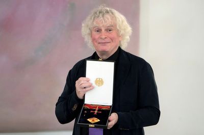 Conductor Simon Rattle receives Germany's highest honor