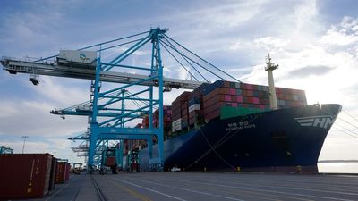 US taste for imports drives 2021 trade gap to record $859B