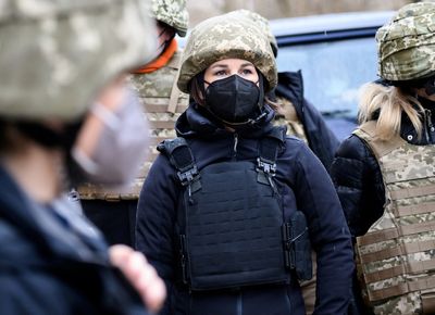 'War in the middle of Europe': German foreign minister visits frontline in eastern Ukraine