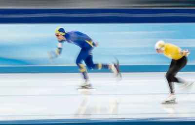 How fast do speed skaters go?