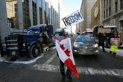 Trudeau vows to end spreading trucker protest