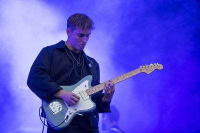 Brits 2022: Sam Fender says he has a party bus with ‘sausages and booze’