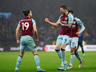 Burnley fight back for a point as Manchester United’s woes continue