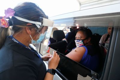 Fears for Māori as New Zealand opens up amid Omicron wave