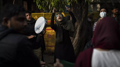 Karnataka hijab row: Maintain peace in state, have faith in Constitution, high court urges students