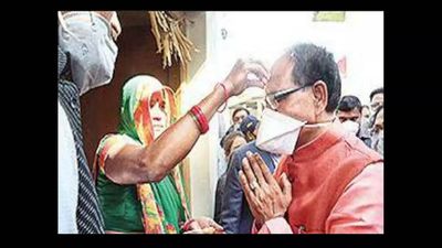 On Gram Gaurav Diwas, Madhya Pradesh CM Shivraj Singh Chouhan's village vows to shun liquor