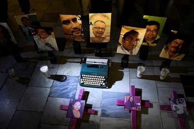 U.S. lawmakers take Mexican president to task over need to protect journalists