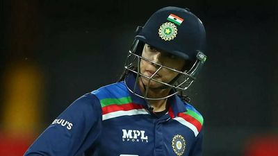 Smriti Mandhana still in extended MIQ, misses T20I against New Zealand; unlikely to play first ODI