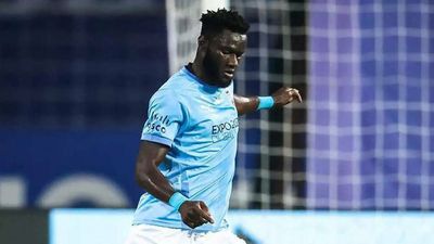 Mumbai City FC captain Mourtada Fall signs one-year contract extension