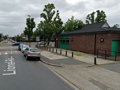 Eltham ‘murder’: Man in 20s stabbed to death outside community centre in London