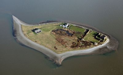 Piel Island: Nearly 200 people apply to become ‘monarch’ of 50-acre British isle