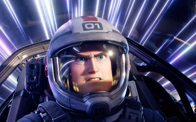 New Lightyear trailer introduces fans to Buzz’s space ranger crew and talking cat