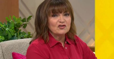 Lorraine Kelly urges Coleen Rooney and Rebekah Vardy to sort out issues over bottle of Prosecco