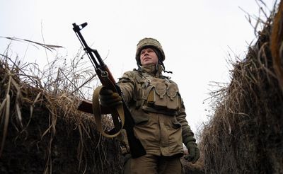 Boris Johnson to visit Poland as more UK troops go on standby for eastern Europe