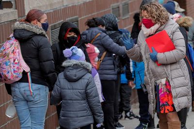 New York state set to drop indoor mask mandate -report
