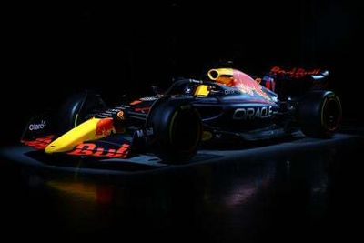 Max Verstappen has no intention of changing his approach as world champion as Red Bull launch 2022 challenger