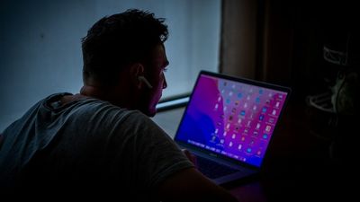 Australian cryptocurrency investors targeted in fake crypto app scam, but Google says it 'takes action' when 'violations found'