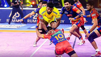 PKL: Raiders shine as UP Yoddha beat Tamil Thalaivas, Gujarat outwit Titans