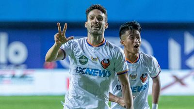 ISL: Ortiz scores hat-trick as Goa thrash Chennaiyin to keep play-off hopes alive