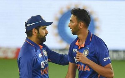 Ind vs WI, 2nd ODI | Rohit’s praise flatters Prasidh