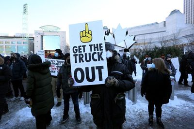 Texas AG investigating GoFundMe for shutting down Canadian truck protest fundraiser