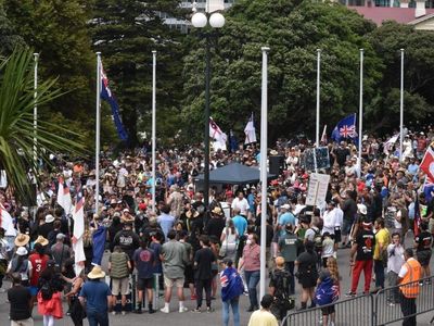 NZ police move on COVID-19 camp protest