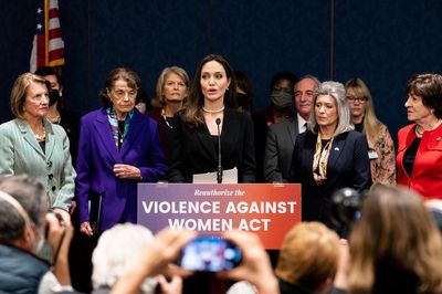 Senators unveil compromise Violence Against Women Act - Roll Call